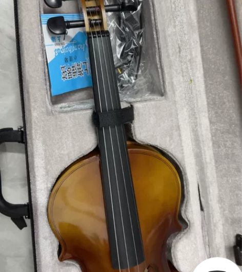 因毕业1500入手的4/4小提琴，买了几乎...