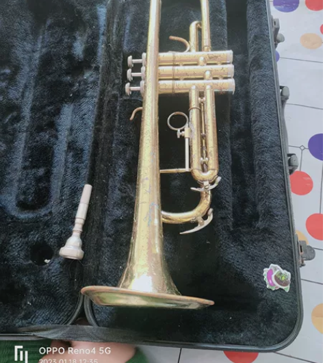 小号，有使用痕迹，带盒子 感兴趣的话点“我...