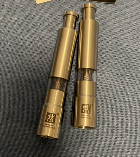 商场下来的！全新包邮！！！进口双立人不锈钢...