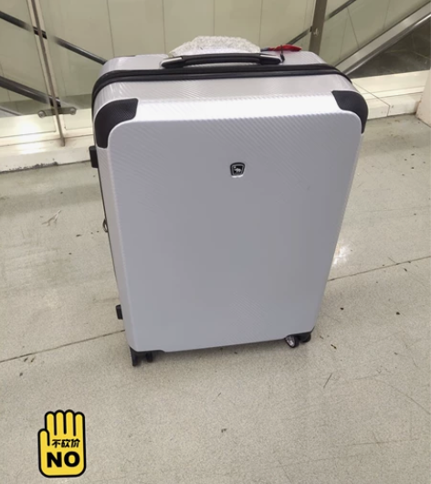 爱华仕24寸拉杆箱万向轮中号旅行箱密码箱双...