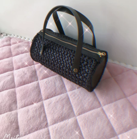 手工制作包。 尺寸：19×11 （配件较贵）