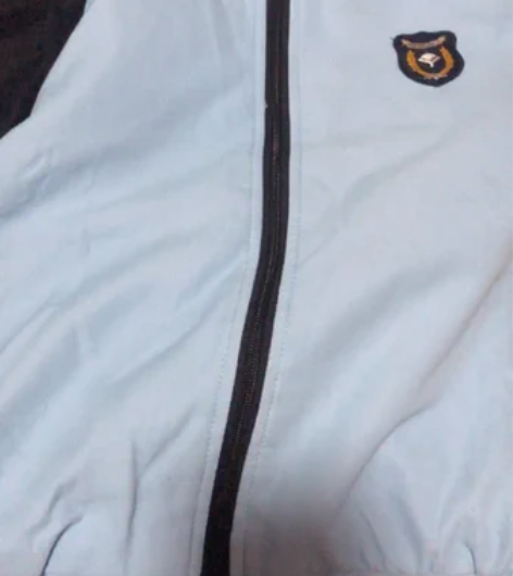 3号南宁新希望校服运动外套，穿得少，几乎全...