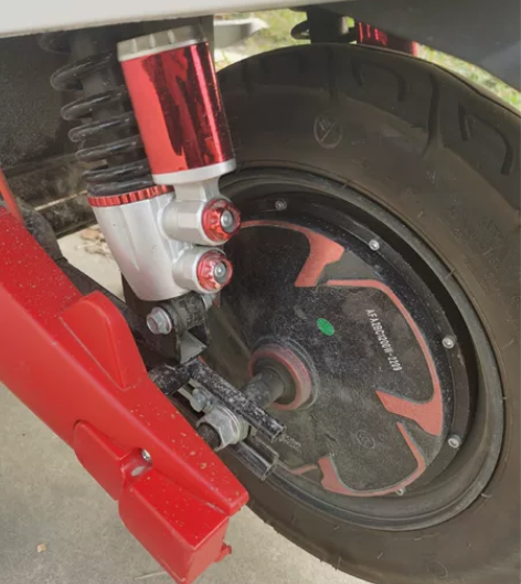 新车跑了一月，，锂电瓶72V60a我最多跑...