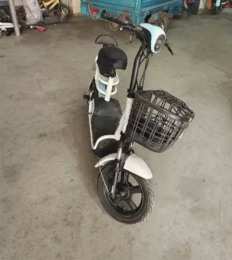 转让一台台铃，有牌有证电动车 感兴趣的话点...