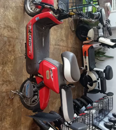 七八成新的，新大洲本田电动车A7款本地自提...