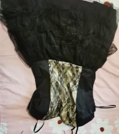 女款夏季黑色辣妹吊带短裙连衣裙蓬蓬裙带胸垫...