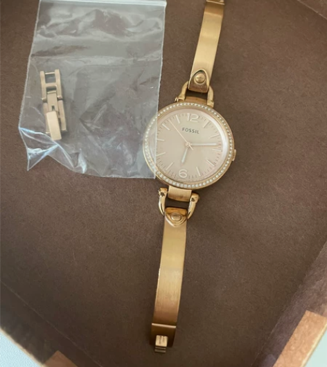 日本购入。 感兴趣的话点“我想要”和我私聊...