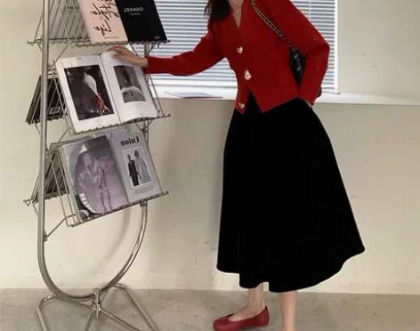 【礼遇价】小香风红色毛衣裙子洋气网红气质职...