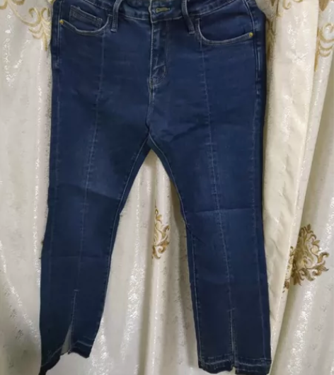 全新样裤，女士高弹微喇叭牛仔裤，薄款27码...