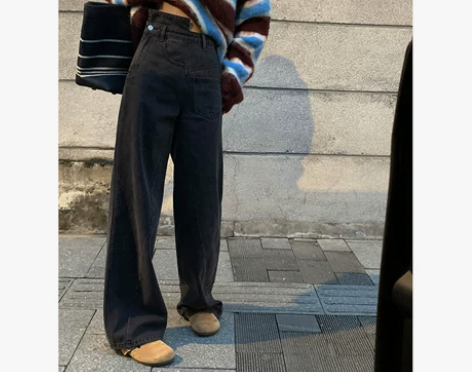 区区欧阳不对称牛仔裤女冬季高腰直筒阔腿裤复...