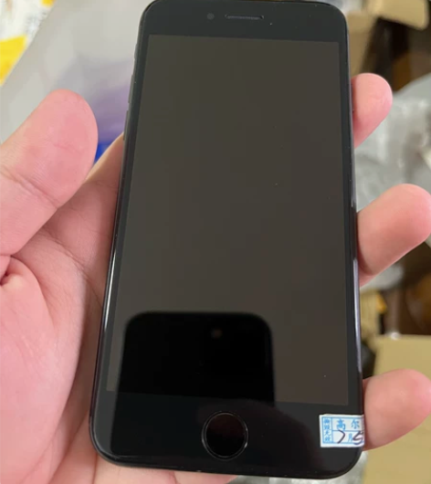 苹果8游戏机，15.4系统，64g成色新有...