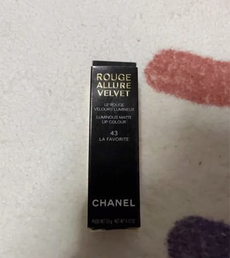 出闲置：Chanel 口红 色号43全新未...