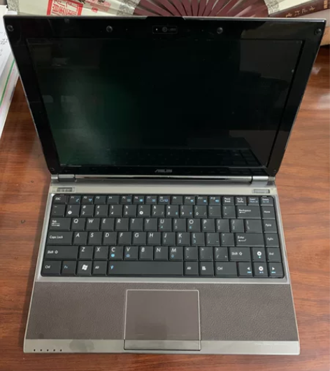 华硕上网本s121,tasty系列的高端产...