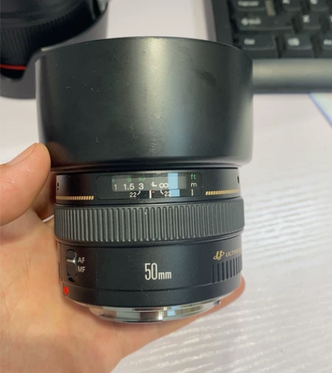 佳能50定焦镜头。全新， 感兴趣的话点“我...