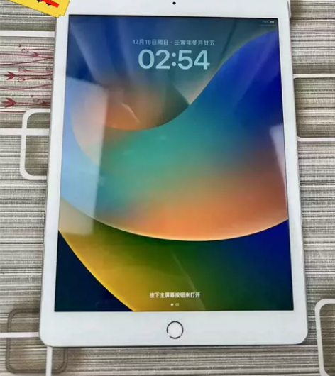 【实拍】转让个人平板2019款ipad7代...