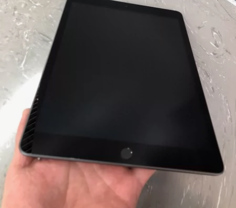 苹果iPad7液晶 有没有需要配件的 带...