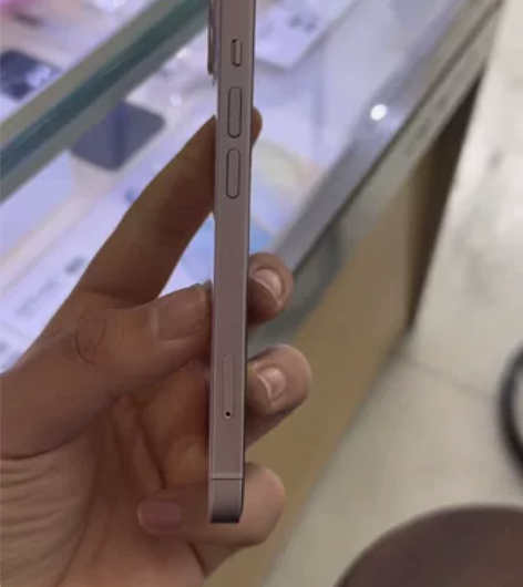 苹果13 128g 换售后屏幕和后玻璃 框...