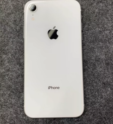 苹果XR128白色，过保81电池，99新，...