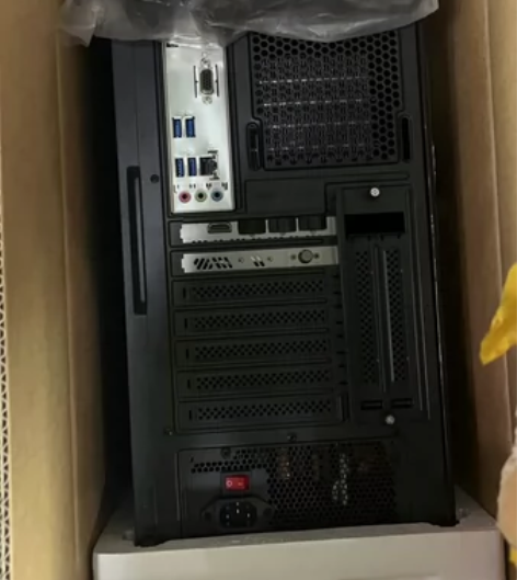 去年11月末配的,卡是淘宝新卡,全都包三年...