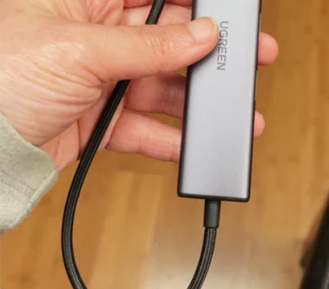 绿联铝壳款拓展坞，Type-C带Micro...