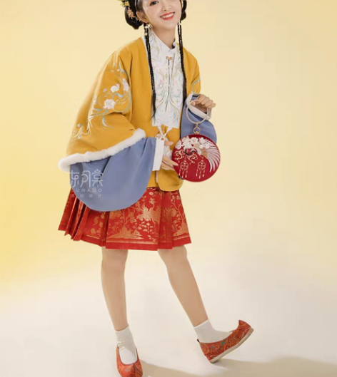 包邮东月棠流云兔多色款半袖汉服汉元素袄子女...