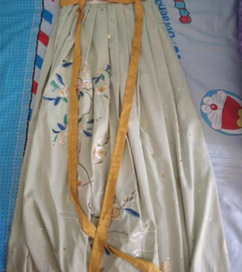 观止织造 书卷香 艾绿烫金褶裙 M码   ...