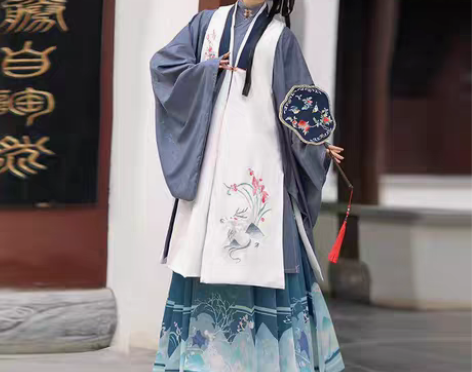 转卖暂挂【礼遇价】汉旭原创汉服女不染明制立...