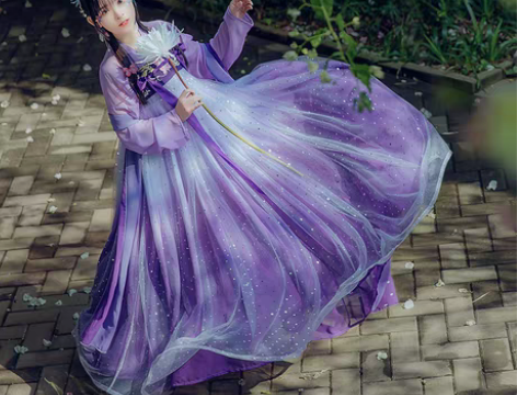 转卖千韵岗原创 辰莲鱼梦 紫色 两片式齐胸...