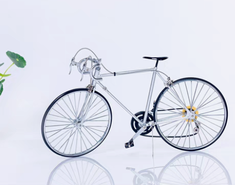 转卖仿真合金1:6怀旧款自行车模型兵人道具...