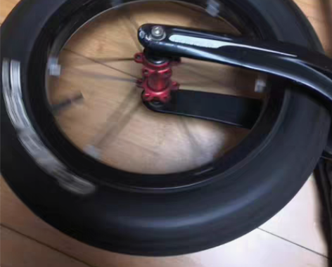 平衡车，镁铝合金的车架，孩子身高不到80c...