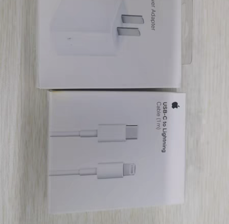 苹果原装20w充电头，买多了，没开封单卖也...