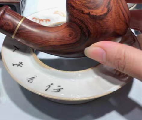 包邮海南黄花梨烟斗 （紫油梨） 感兴趣的话...