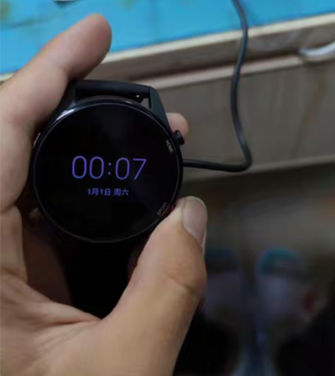 小米color运动版商品样机 感兴趣的话点...