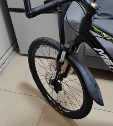 西直门，山地自行车。骑了一年多，有瑕疵。想...