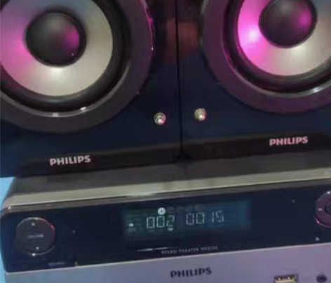 飞利浦mCD122书架音响一套，成色非常好...