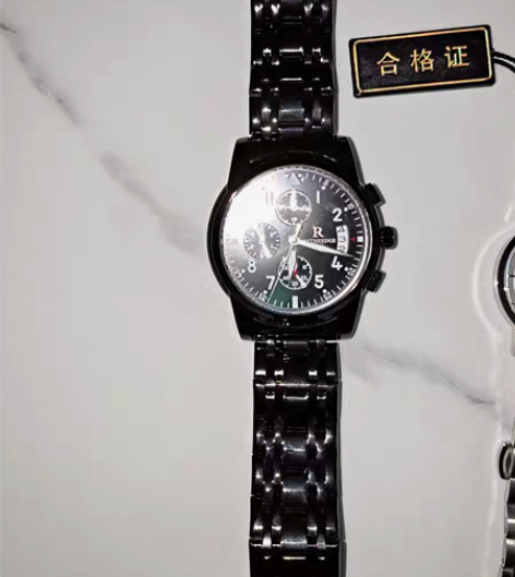 手表出 感兴趣的话点“我想要”和我私聊吧～...