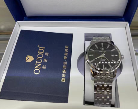 包邮福利款来一波男士机械表（进口机芯配制）...