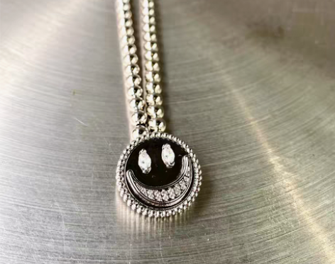 转卖SAM SMFK FRANK钻石笑脸银...