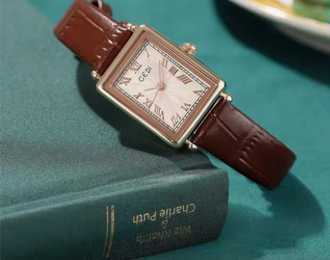 包邮歌迪抖音爆款女士手表长方形简约指针学生...