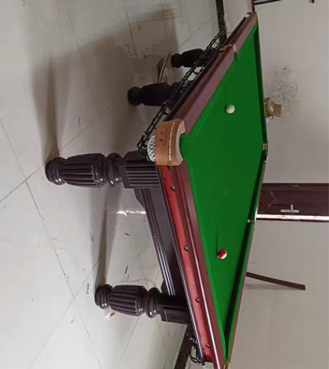 刚买的用了不到一个月，算是95新台球桌，木...