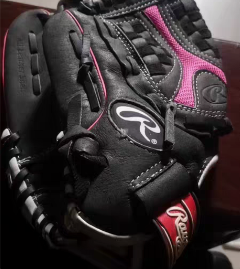 包邮猪皮棒球手套11英寸，手腕处可以调节魔...