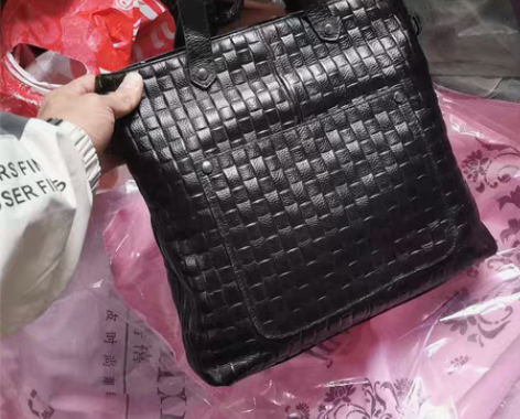 包邮女包，男包，男女同款，长32，高30，...