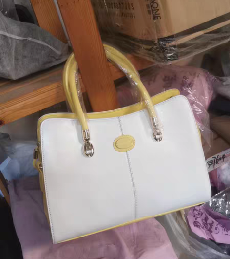 包邮女包，处理，有长肩带，长35高24不算...