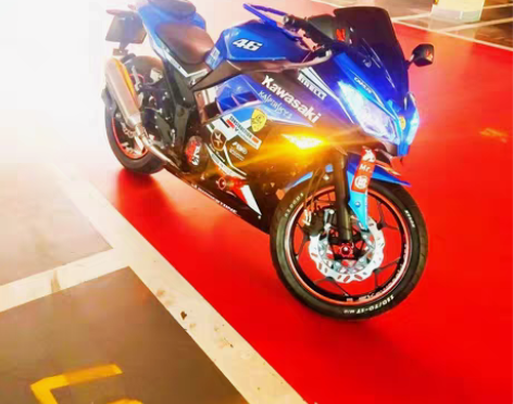 刚买一年多200cc单杠 可过户 后改大牛...