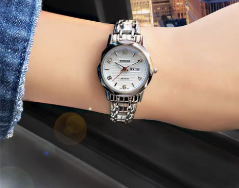 转卖星豪女士手表时尚2022新款潮流防水日...