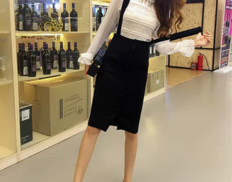 转卖（买重复了）针织背带裙女秋季吊带裙连衣...