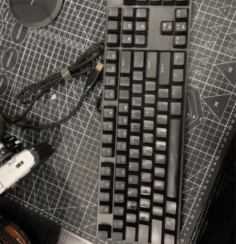 包邮雷神键盘青轴k30c/b电脑机械键盘有...