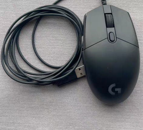 包邮罗技G102游戏鼠标黑色RGB鼠标绝地...