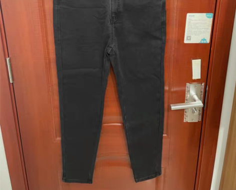 包邮乌丫钻扣牛仔裤  uooyaa亮钻高腰...