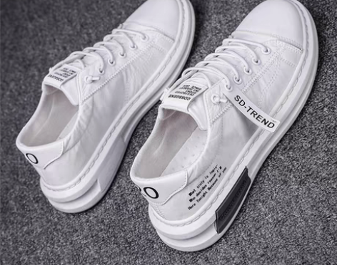 包邮仓库不干倒闭了，全新外贸急出一点男板鞋...